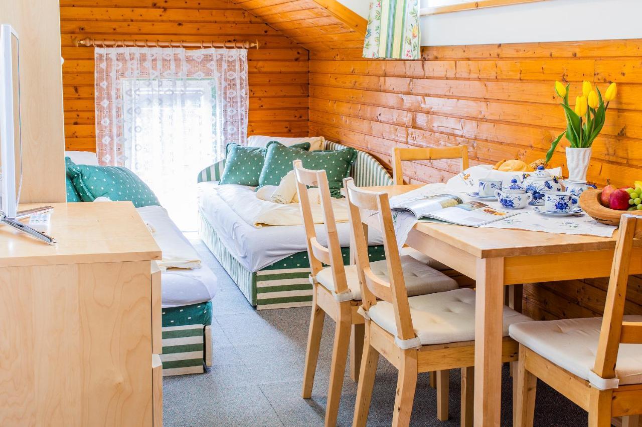 Hotel Garni Weberhausl Strobl Bagian luar foto
