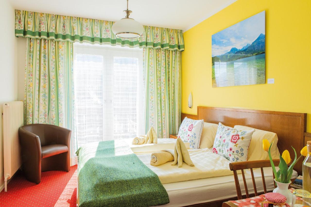 Hotel Garni Weberhausl Strobl Bagian luar foto