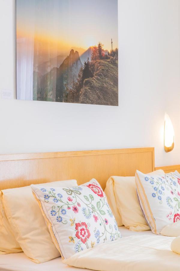 Hotel Garni Weberhausl Strobl Bagian luar foto